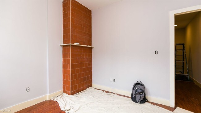 Foto del edificio - 200 Irving Ave