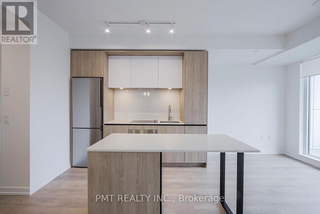 Photo du bâtiment - 225 Sumach St