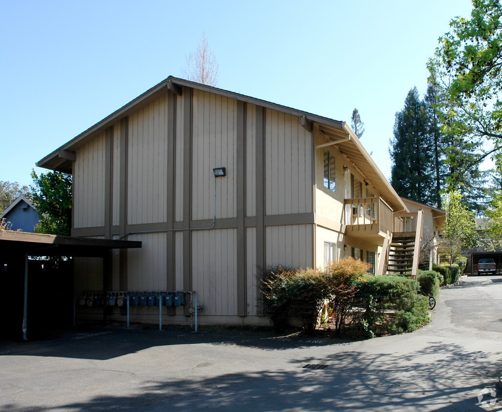 436 North St, Healdsburg, CA 95448 Apartments in Healdsburg, CA