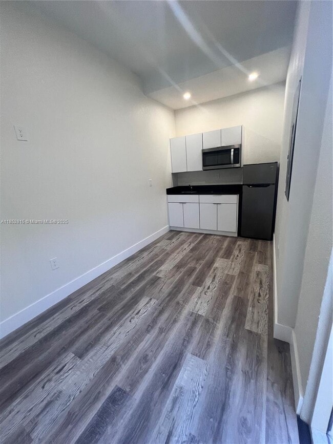 Foto del edificio - 1031 NE 17th Terrace
