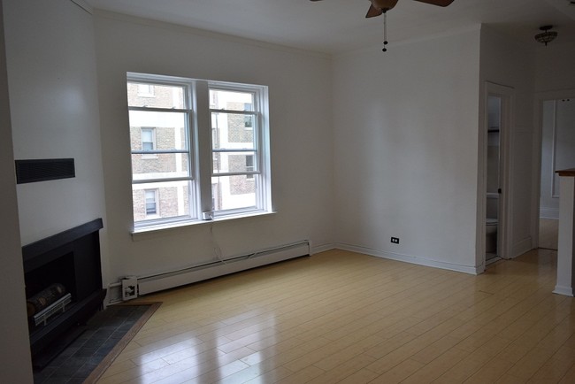 Foto del edificio - 5135 S Kenwood Ave