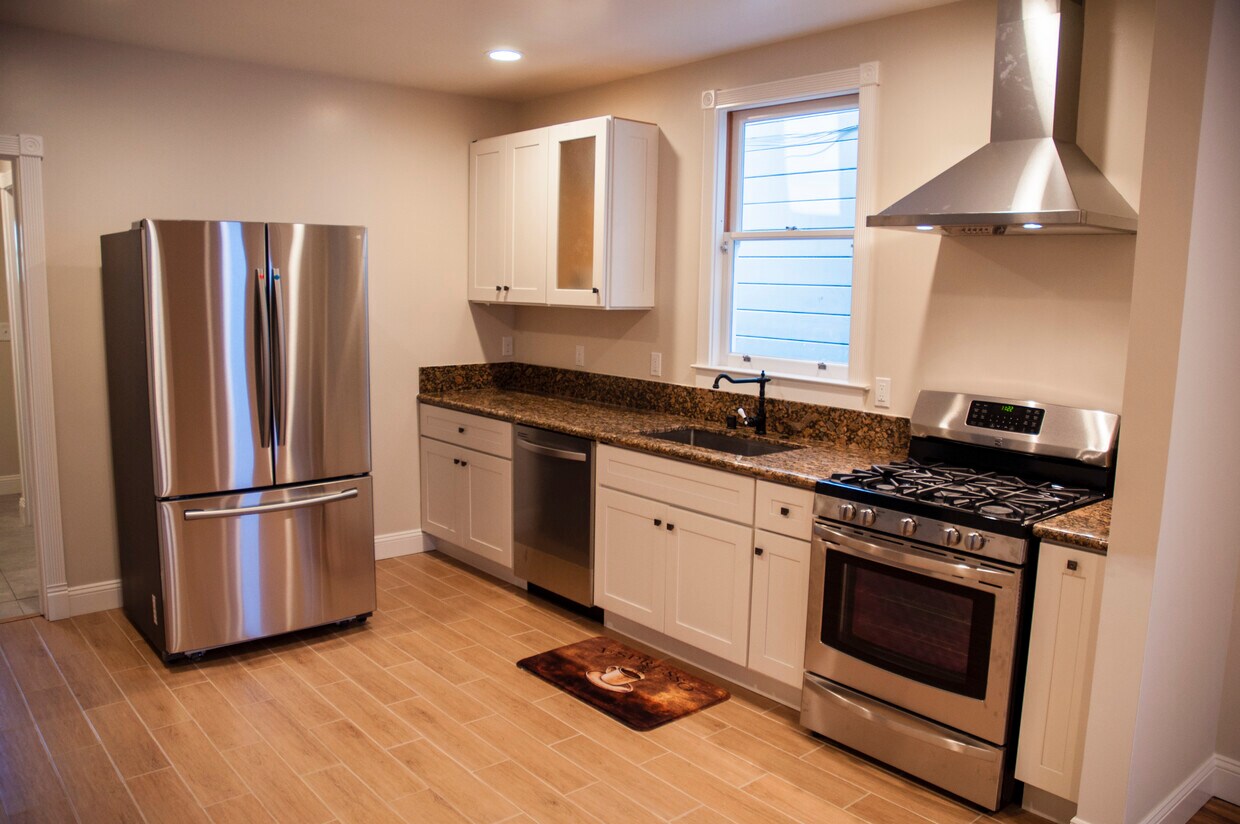 Foto principal - 1310 Peralta St