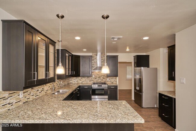 Foto del edificio - 8209 E Sheridan St