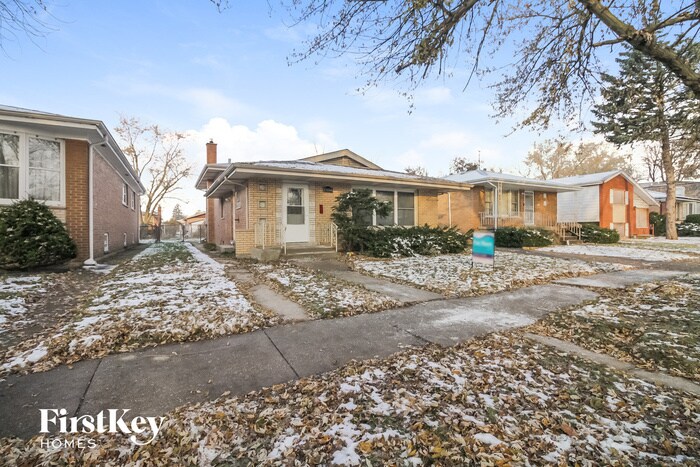 Primary Photo - 15114 Oak St
