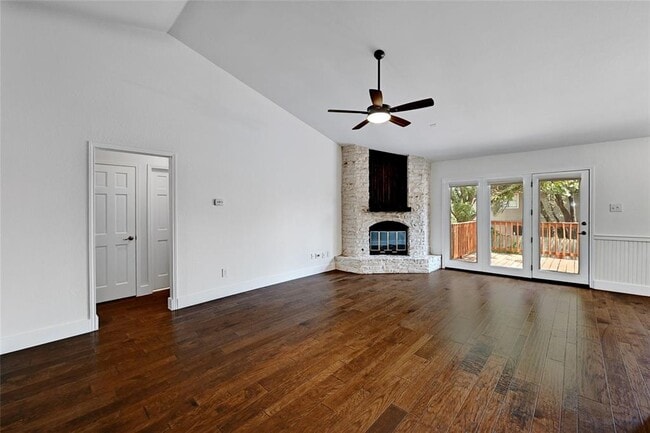 Building Photo - 11931 Meadowfire Dr