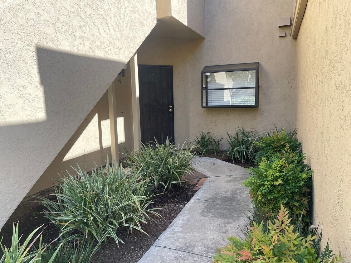 3661 Avocado Village Ct Unit 115, La Mesa, CA 91941 Condo for Rent in