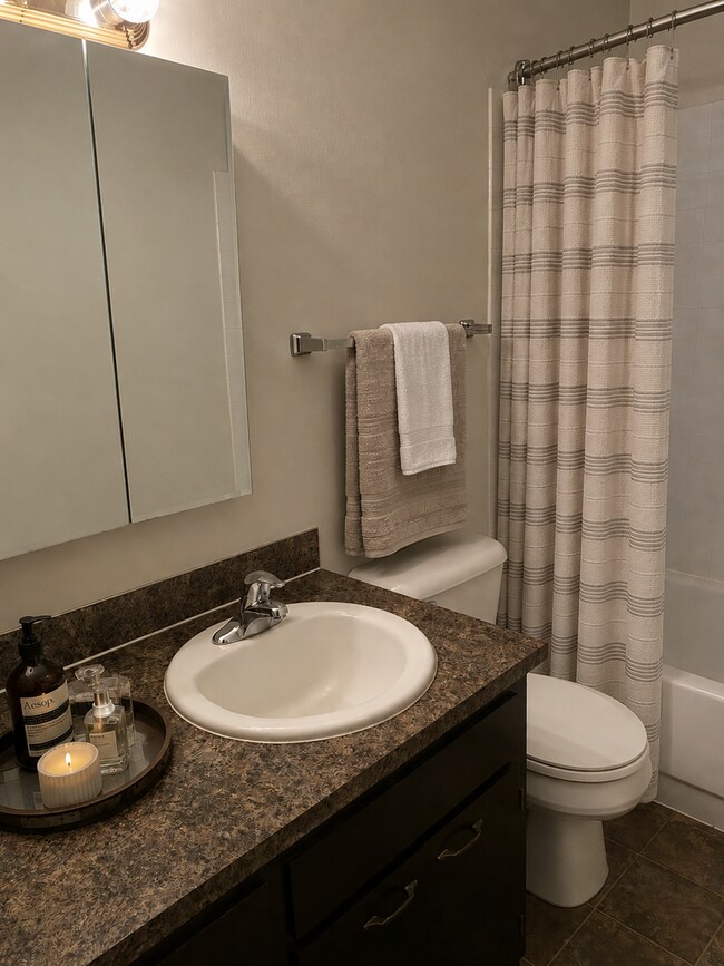 Foto del edificio - WiFi Included + Pet Friendly Living In Ellensburg!
