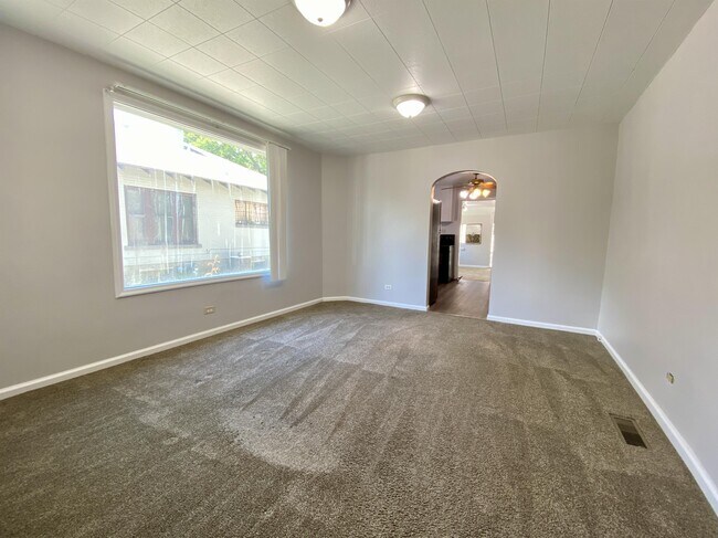 Building Photo - 4906 S Wasatch St