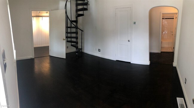 Foto del edificio - 4910 Killam Ave