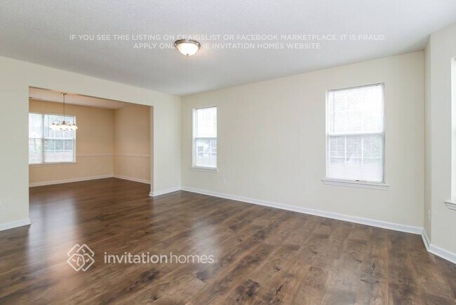 Building Photo - 7145 Pinecone Way