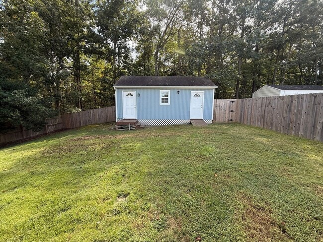 Building Photo - 6311 Midnight Dr