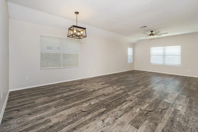 Foto del edificio - 8454 Lamus Wheel