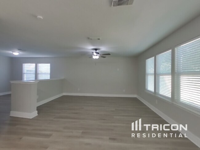 Building Photo - 406 Binnacle Way
