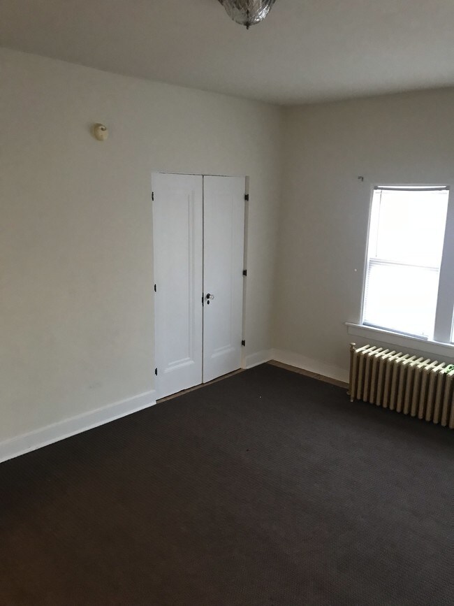 Foto del edificio - 5328 Maywood Ave