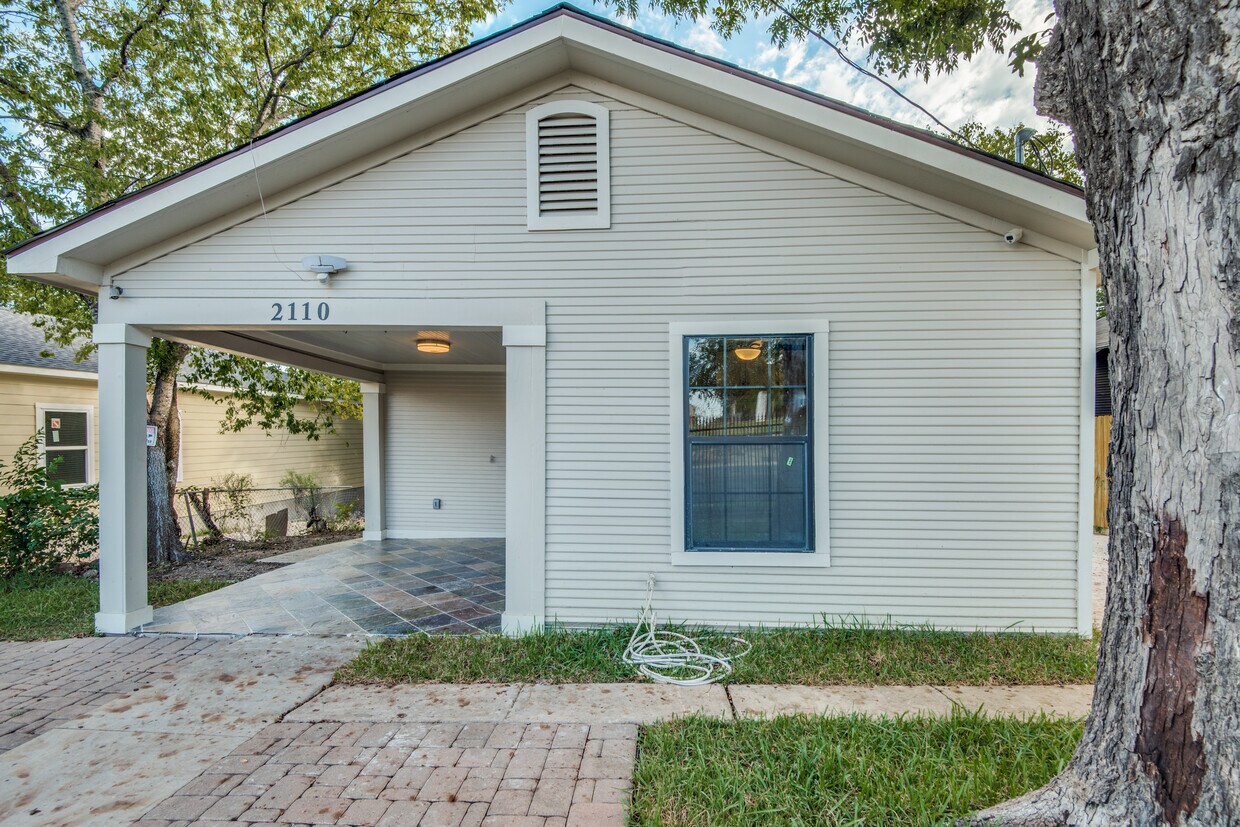2110 Martin Luther King Dr, San Antonio, TX 78203 House Rental in San