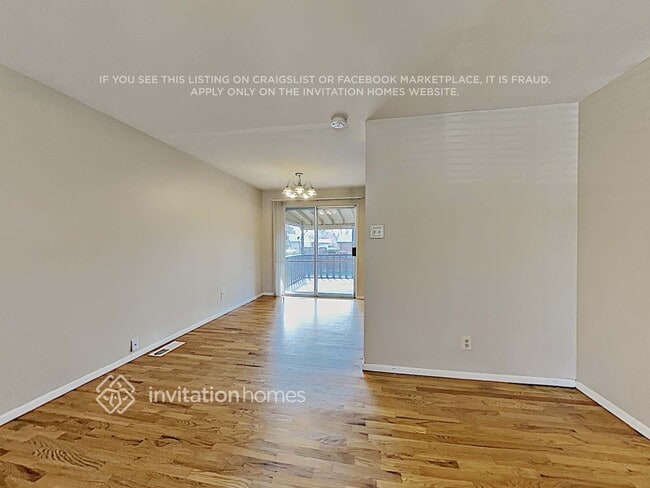 Building Photo - 893 Granby St
