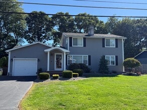 Building Photo - 113 Jewell Dr