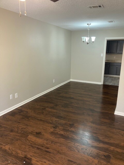 Foto del edificio - 105 Berkshire Cir
