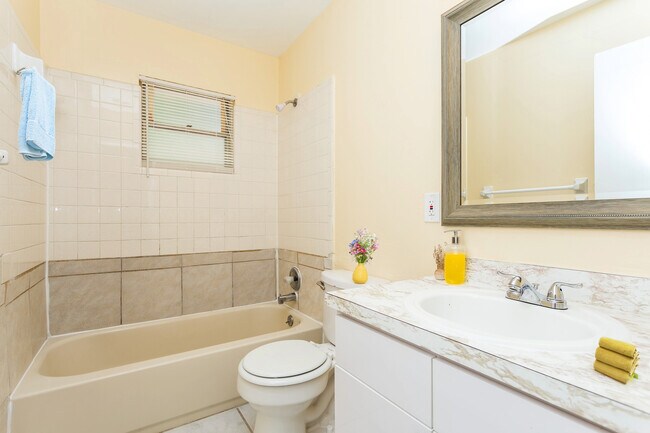 Foto del edificio - 3303 Pershing St