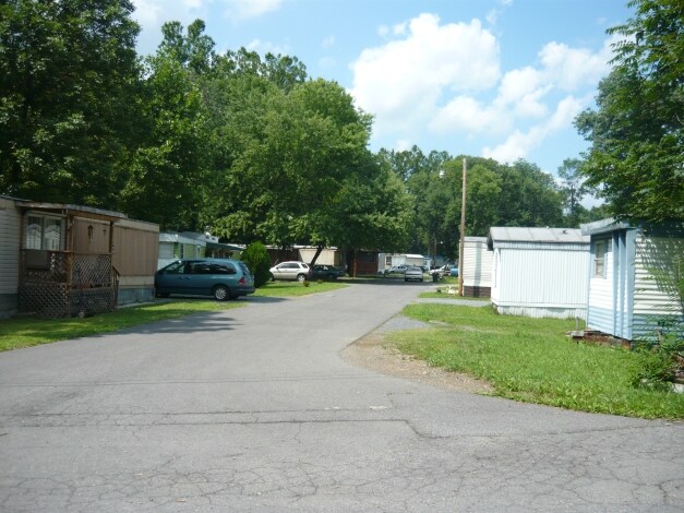 Foto del edificio - 14201 Winchester Rd SW