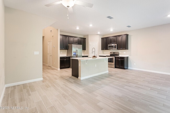 Building Photo - 56 Viceroy Ct