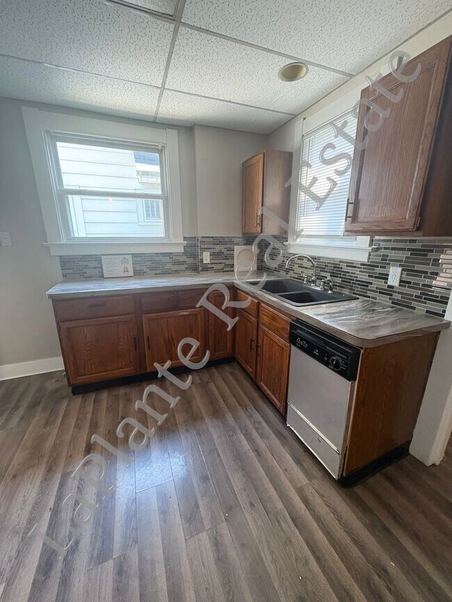 Foto del edificio - Charming 3 bedroom home for rent located i...