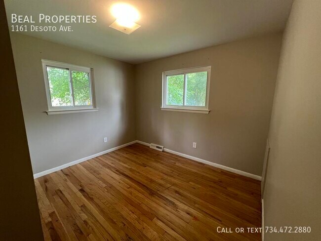 Foto del edificio - 1161 Desoto Ave