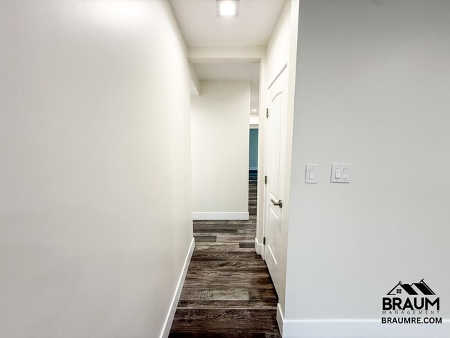 Building Photo - 1622-1624 S. CARMELINA
