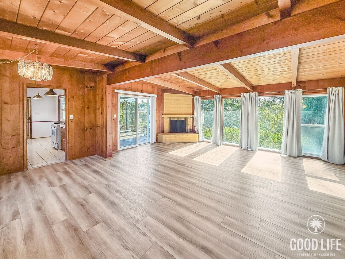 Foto principal - Charming El Cajon Home with Spacious Livin...