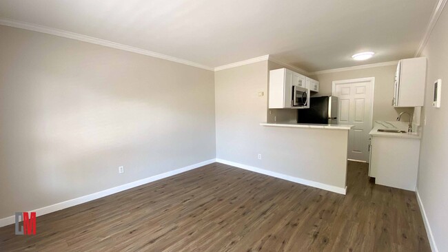 Foto del interior - 5048 Wightman St.