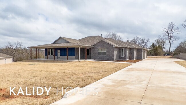 Foto del edificio - 17636 Salma Rd