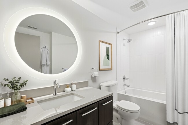 Building Photo - Adaire