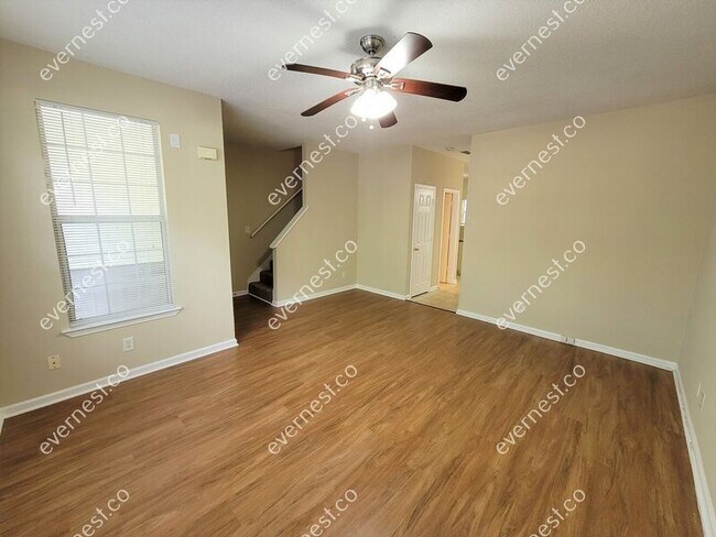 Building Photo - 6706 Sunset Hills Blvd