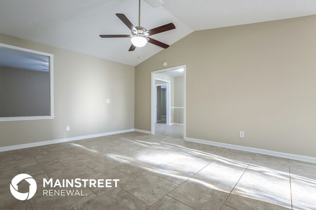 Foto del edificio - 200 Oakmont Dr