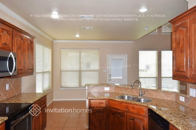 Building Photo - 2245 Whitney Dr