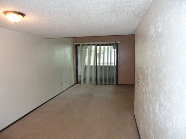 Building Photo - 713 SW 75th St