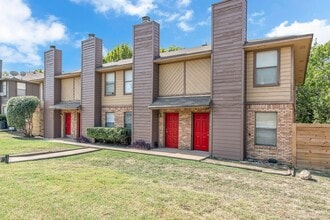 Building Photo - 3808-3814 Coates Cir