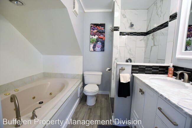 Building Photo - 2 br, 2 bath House - 38106 SE 85th St