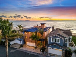 Building Photo - 2956 Solimar Beach Dr