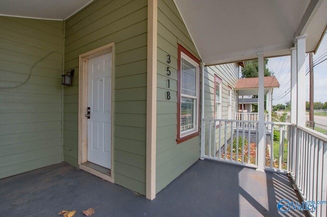 Building Photo - 3518 SW Triana Blvd