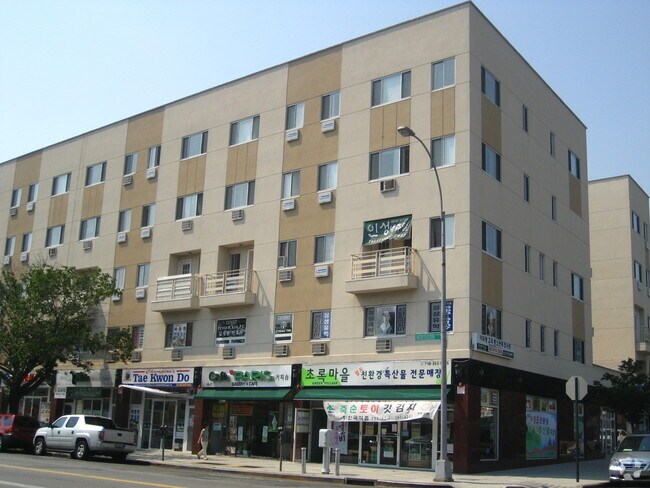 Building Photo - 150-15 Northern Blvd