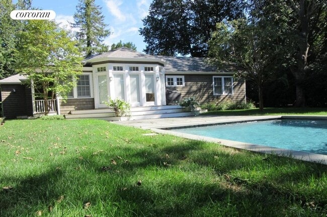 Building Photo - 45 Buell Ln