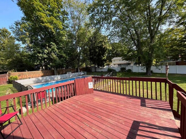 Building Photo - 12 Pawtuxet Ave