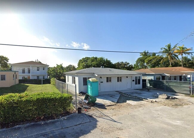 Building Photo - 140 NW 71st St