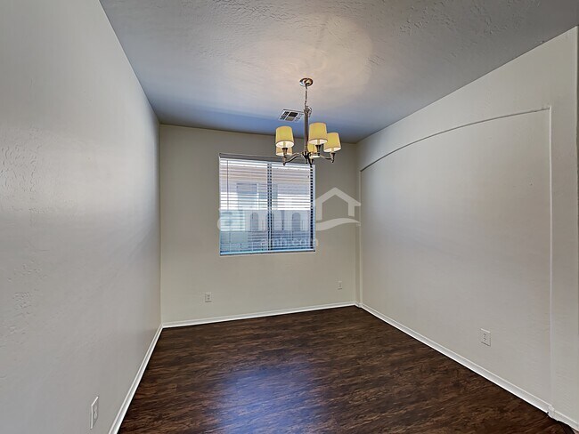 Foto del edificio - 22231 N 102nd Lane