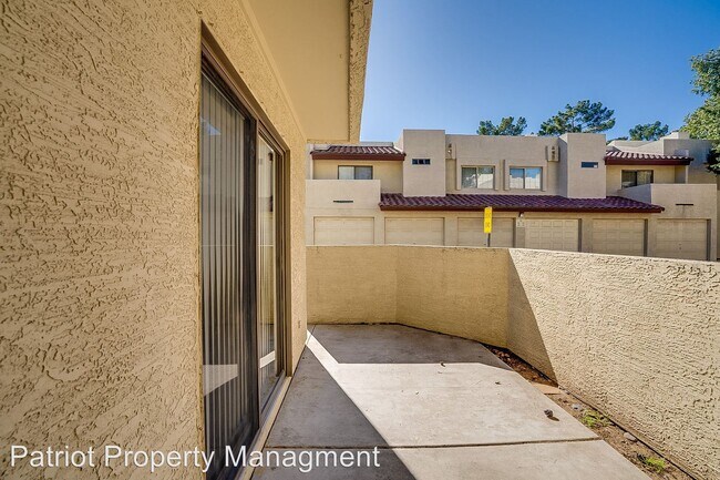 Building Photo - 2020 W Union Hills Dr
