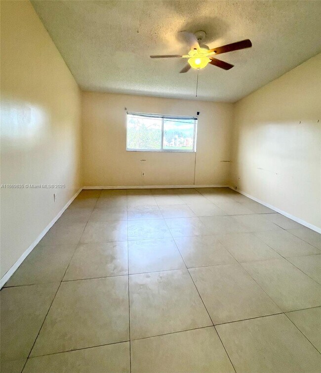 Foto del edificio - 3610 N 56th Ave