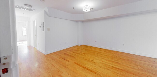 Foto del edificio - 306 Grand St