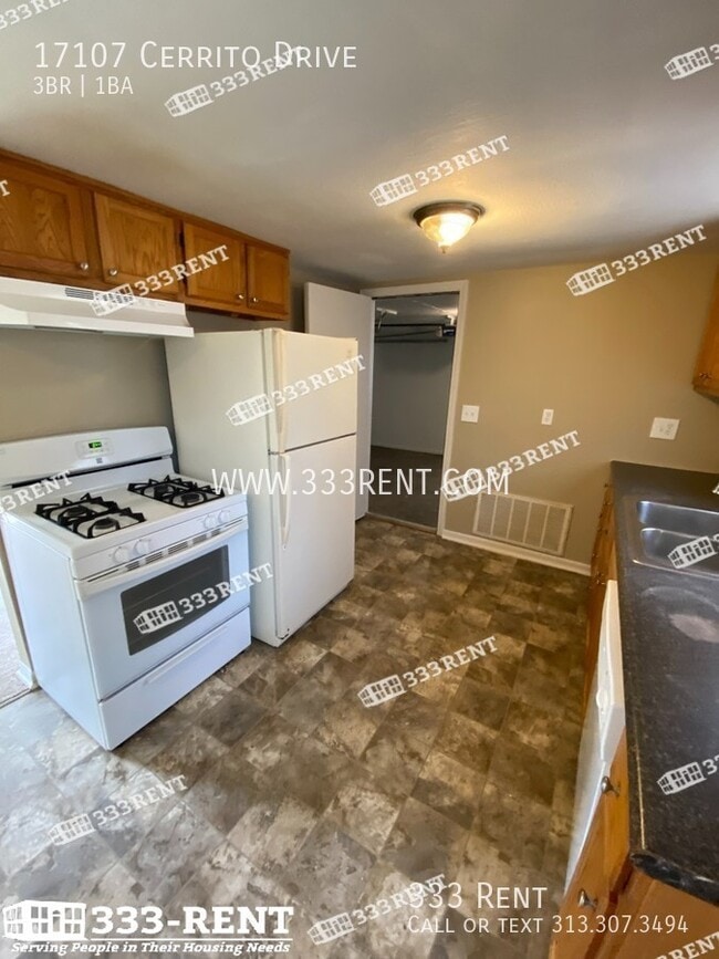 Building Photo - True ranch-style home a remarkable value a...