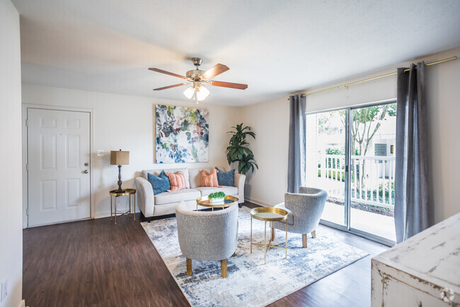 Interior Photo - Shadow Lake Apartments